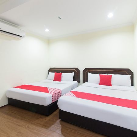 קואלה לומפור Oyo 327 Buddys Hotel מראה חיצוני תמונה