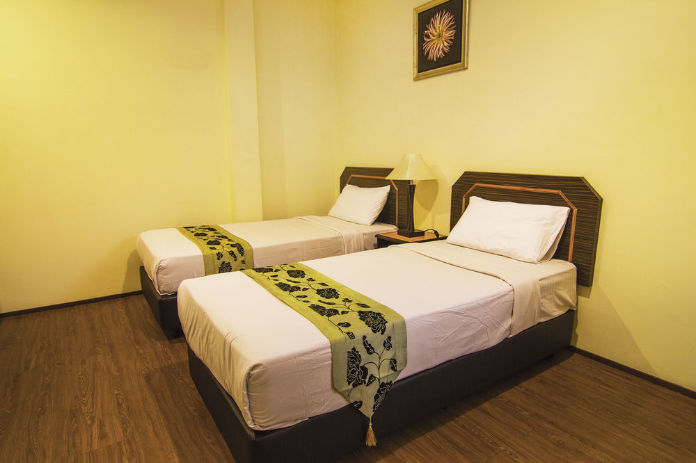קואלה לומפור Oyo 327 Buddys Hotel מראה חיצוני תמונה