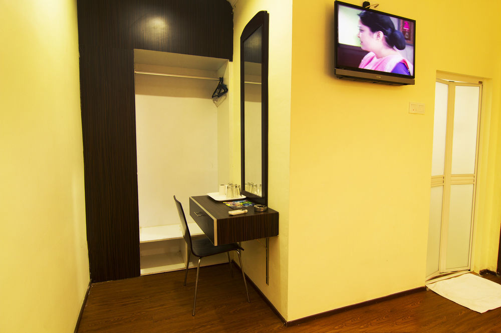 קואלה לומפור Oyo 327 Buddys Hotel מראה חיצוני תמונה