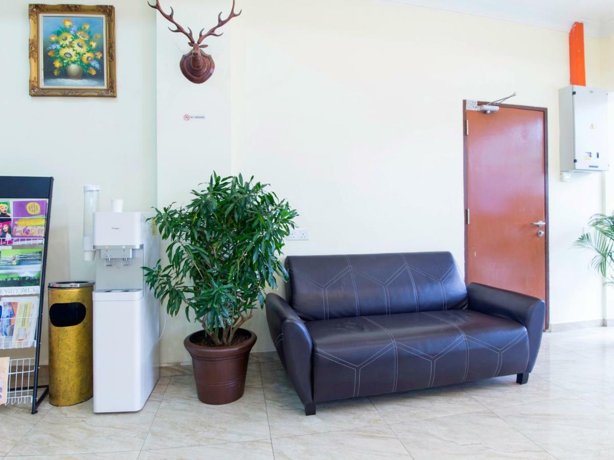 קואלה לומפור Oyo 327 Buddys Hotel מראה חיצוני תמונה